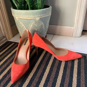 Tahari Heels